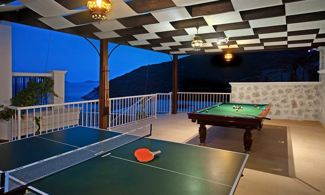 Villa Guney Exclusive in Kalkan alfresco games room