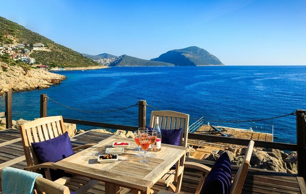 Villa Guney Exclusive in Kalkan alfresco sitting area on the way to the bathing platforms