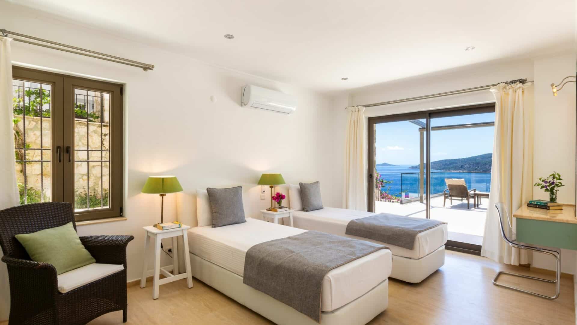 Villa Korsan Kalkan Twin Bedroom