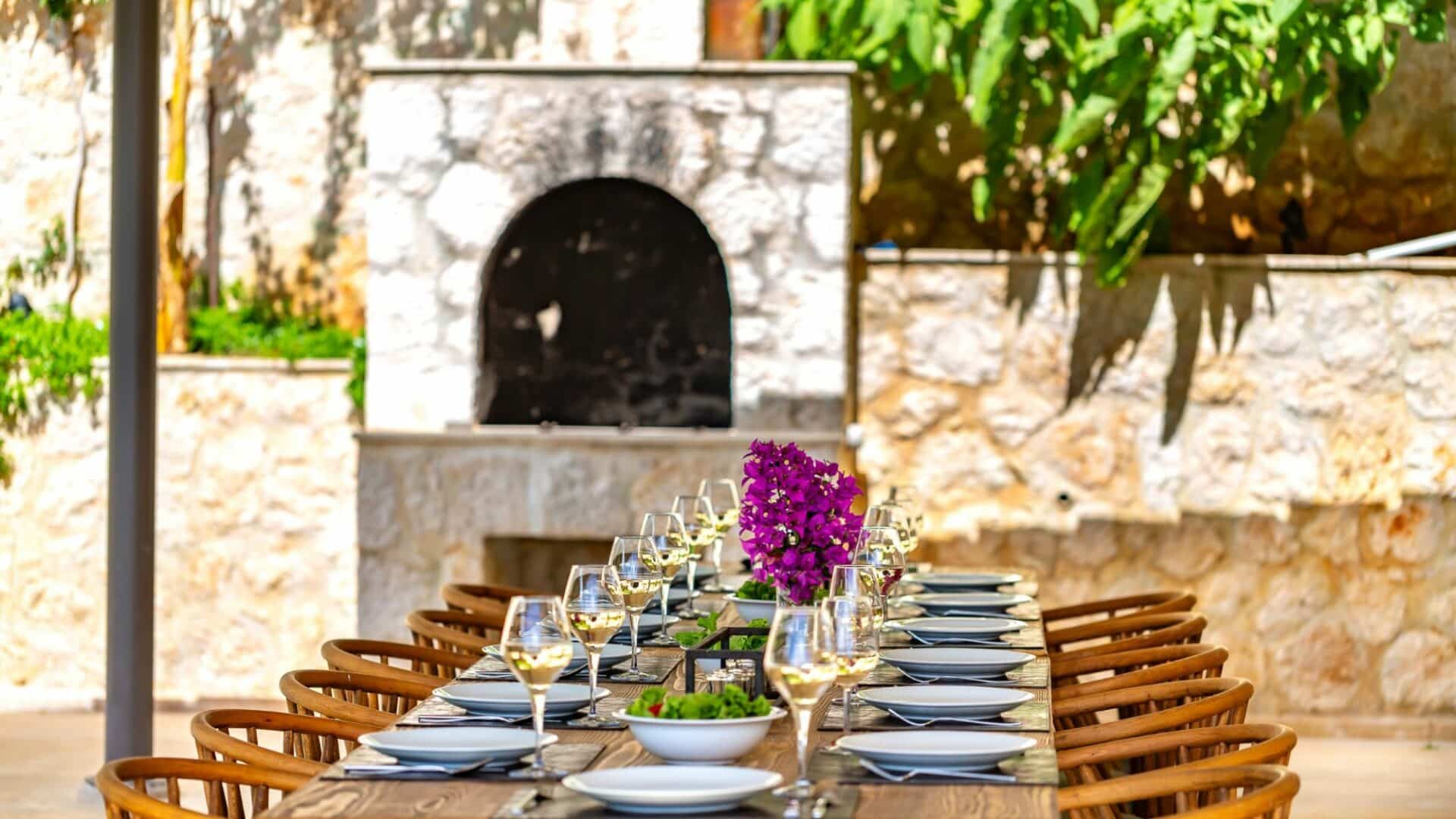 Villa Korsan Kalkan alfresco dining space