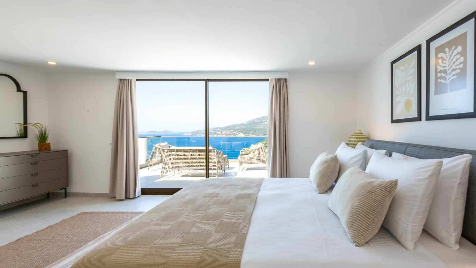 Villa Korsan Kalkan bedroom and floor to ceiling glass windows