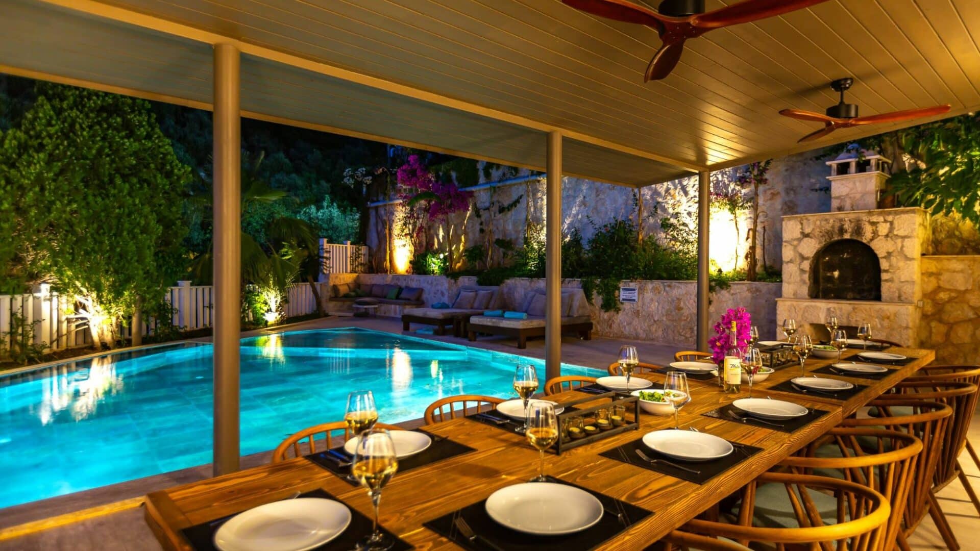 Villa Korsan Kalkan beuatiful outside spaces for gathering