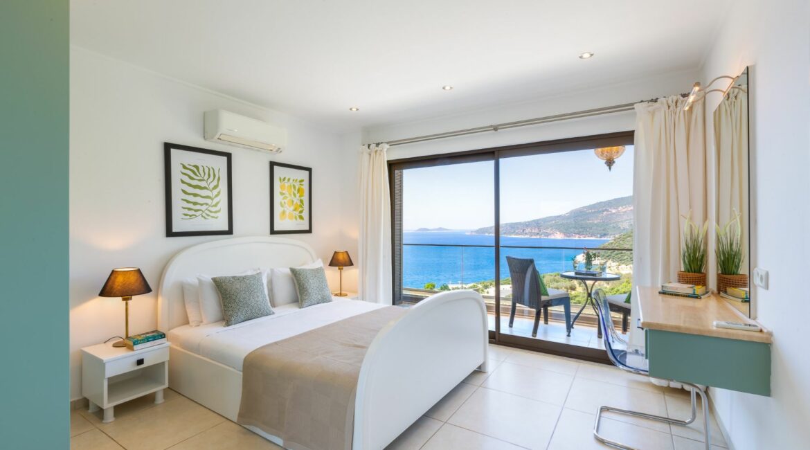 Villa Korsan Kalkan bright and airy