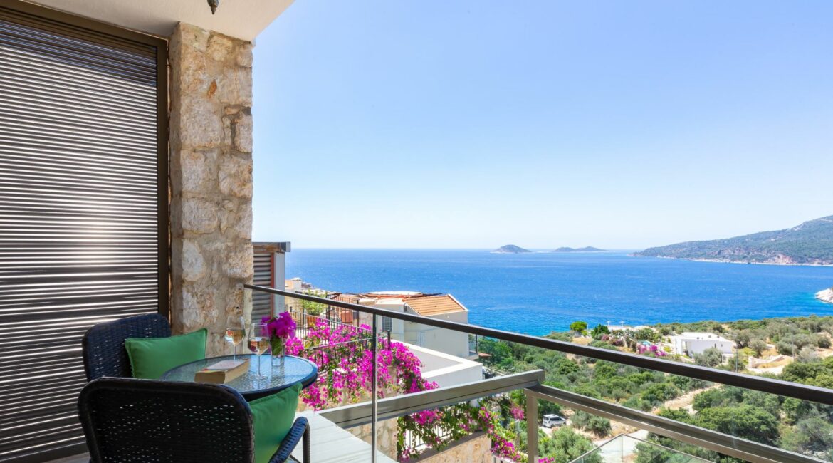 Villa Korsan Kalkan furnished balcony