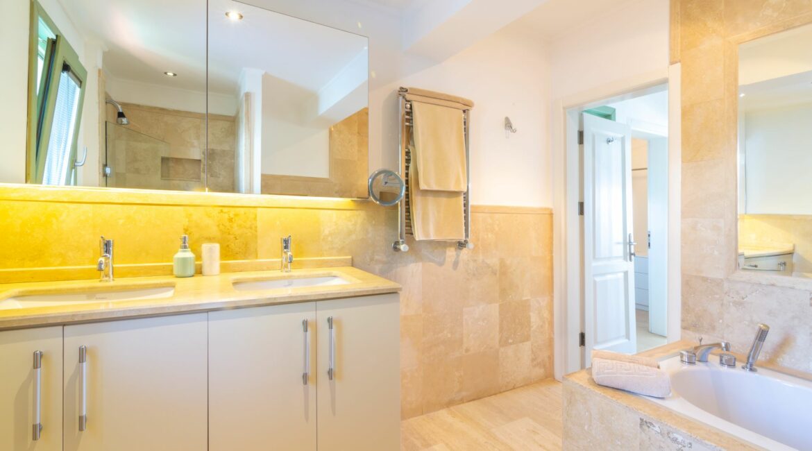 Yesil Ev Villa in Kalkan Large Bathroom