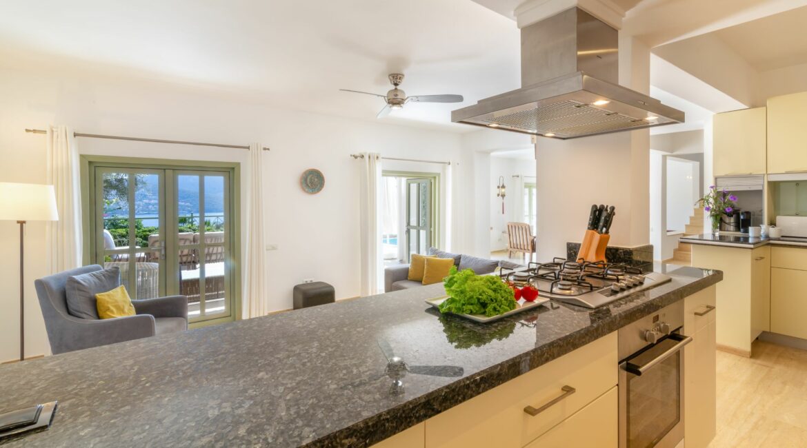 Yesil Ev Villa in Kalkan breakfast bar and kitchen