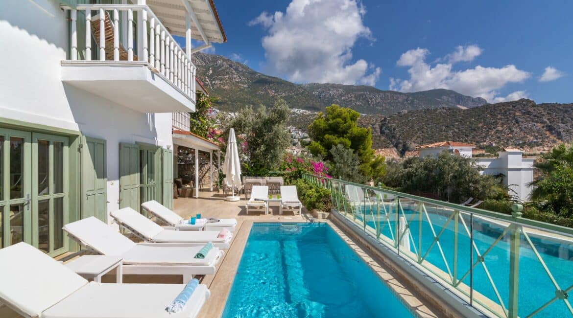 Yesil Ev Villa in Kalkan private pool and shared Likya Pool below