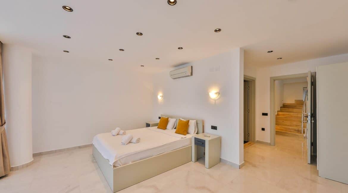 Elif Villas general double bedroom