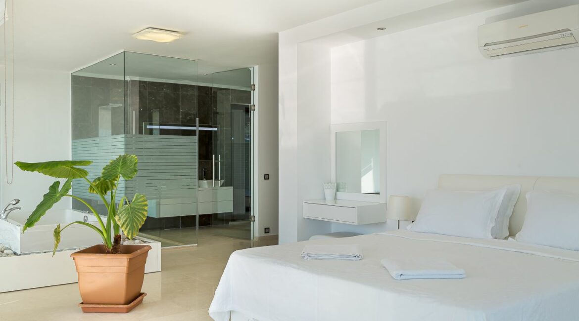 Villa Afsana Kalkan double and modern interiors