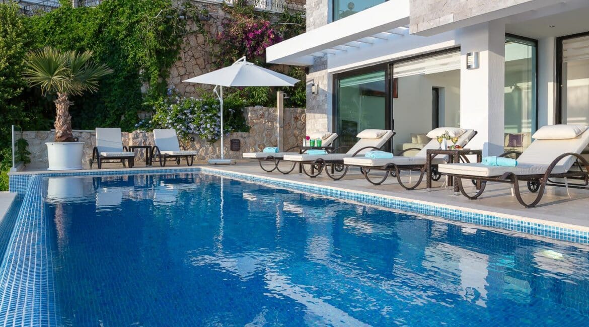 Villa Afsana Kalkan swimming pool and furnished terraces