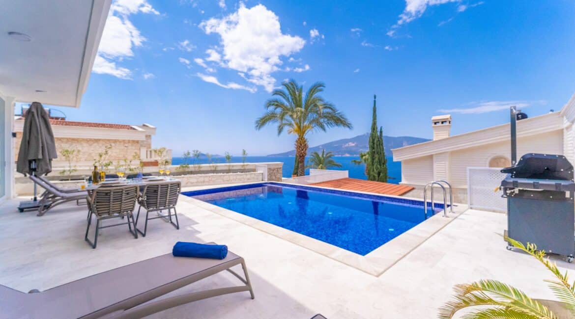 Villa Bahce Kalkan exterior and pool by day