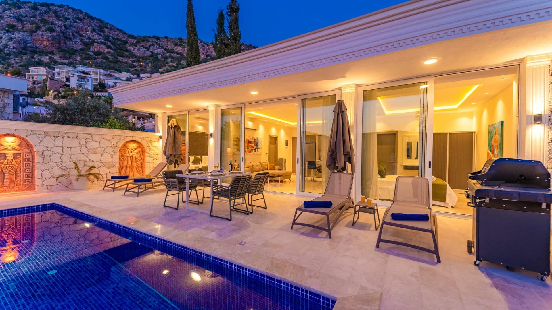 Villa Bahce Kalkan exterior of the house and pool terrace