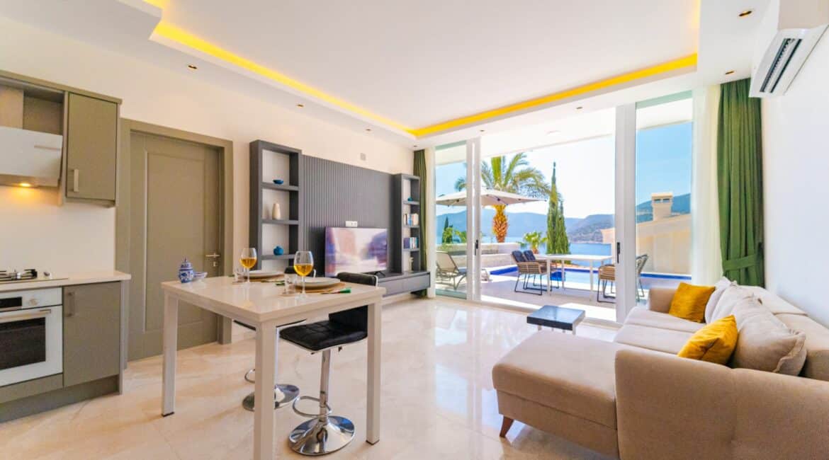 Villa Bahce Kalkan open plan living area and breakfast bar