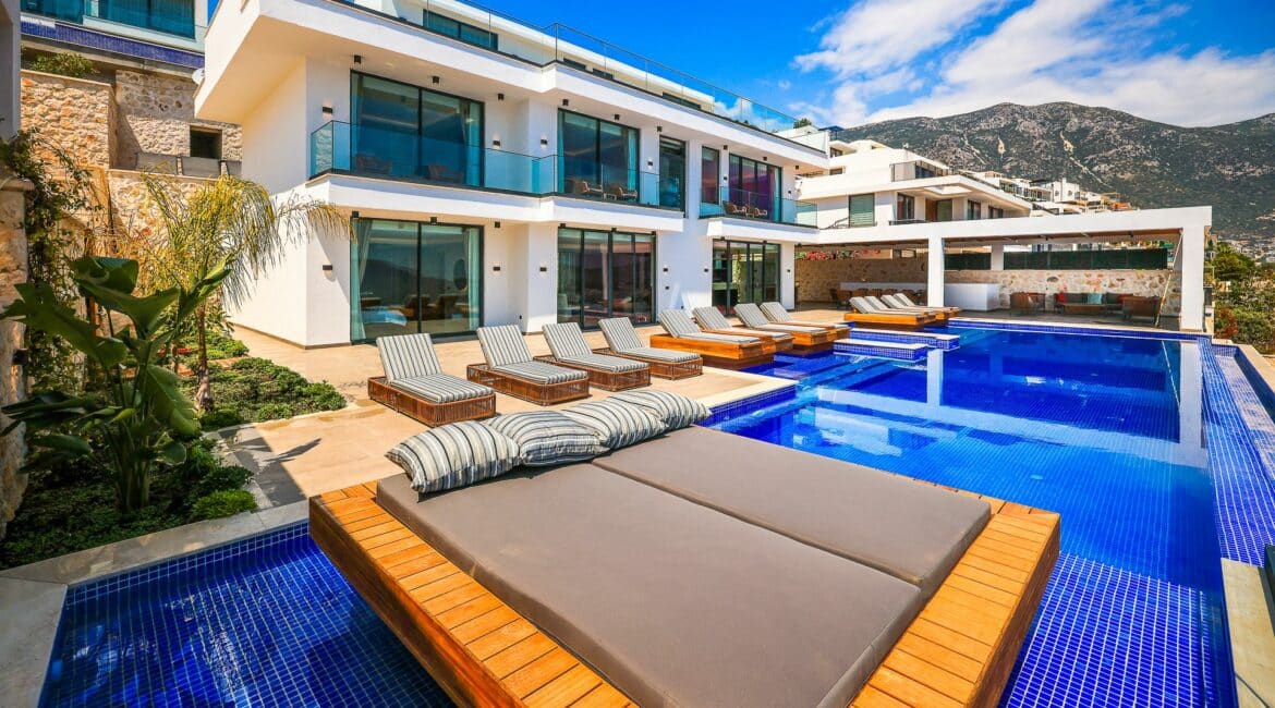 Villa Overseas Kalkan Turkey large swimming pool and exterior of the villa