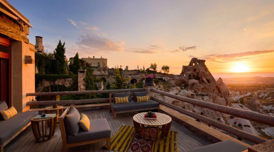 Argos in Cappadoca awe inspiring sunsets from Nahita Lounge
