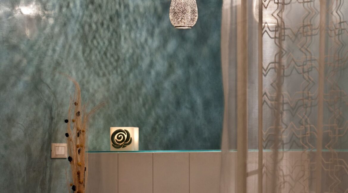 Riad Nashira and Spa Morrocan artefacts Marrakech