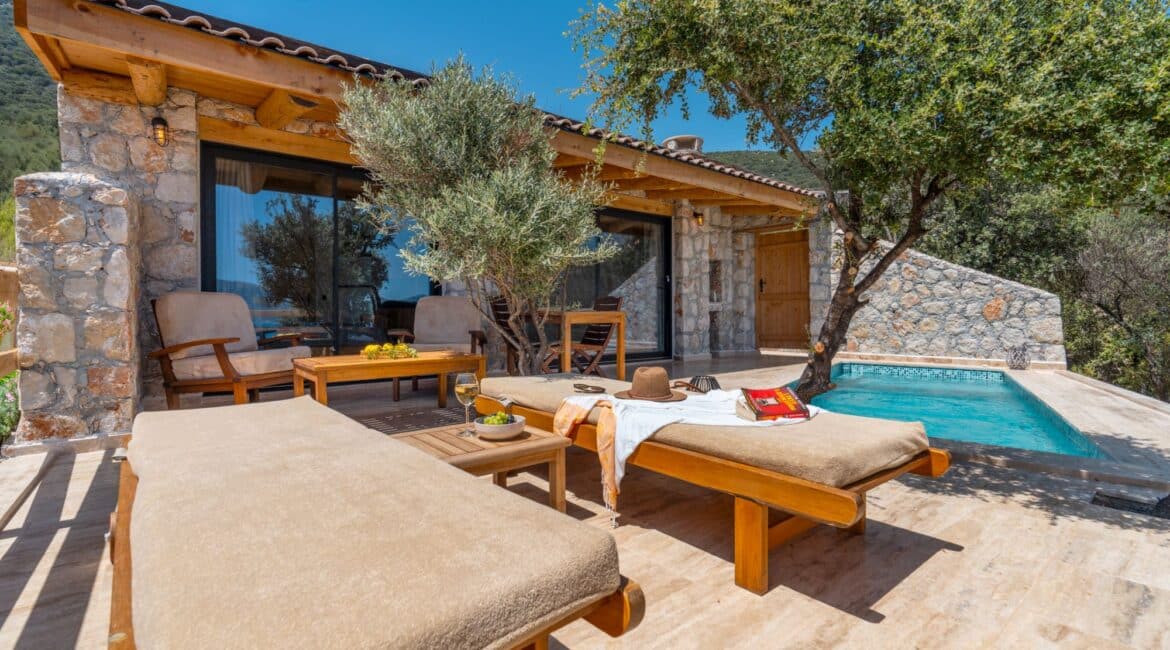 Waters Edge 7 Kalkan a super cute bolthole for two