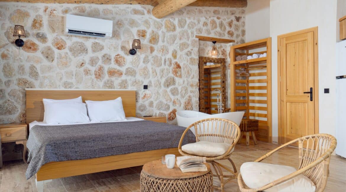 Waters Edge 7 Kalkan elegant sleeping quarters