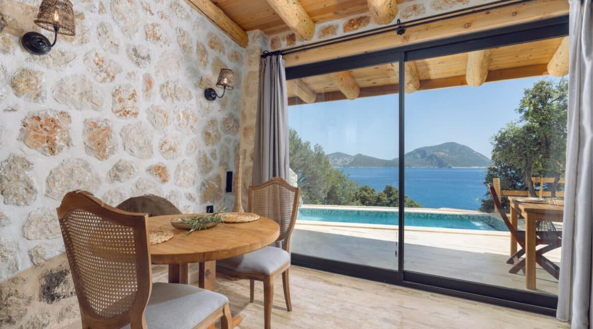 Waters Edge 7 Kalkan romantic dining area