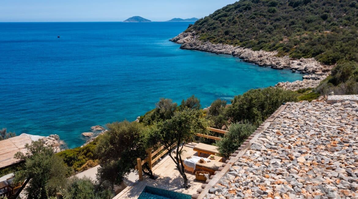 Waters Edge 7 Kalkan set in a bay by the sea