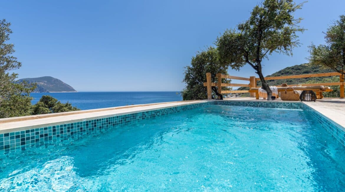 Waters Edge 7 Kalkan stunning pool and glorious views to sea