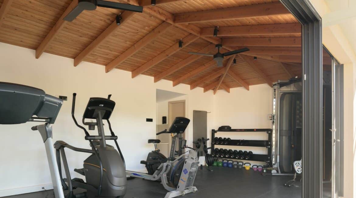 Paralos Irini Mare Agia Galini Crete well appointed gym