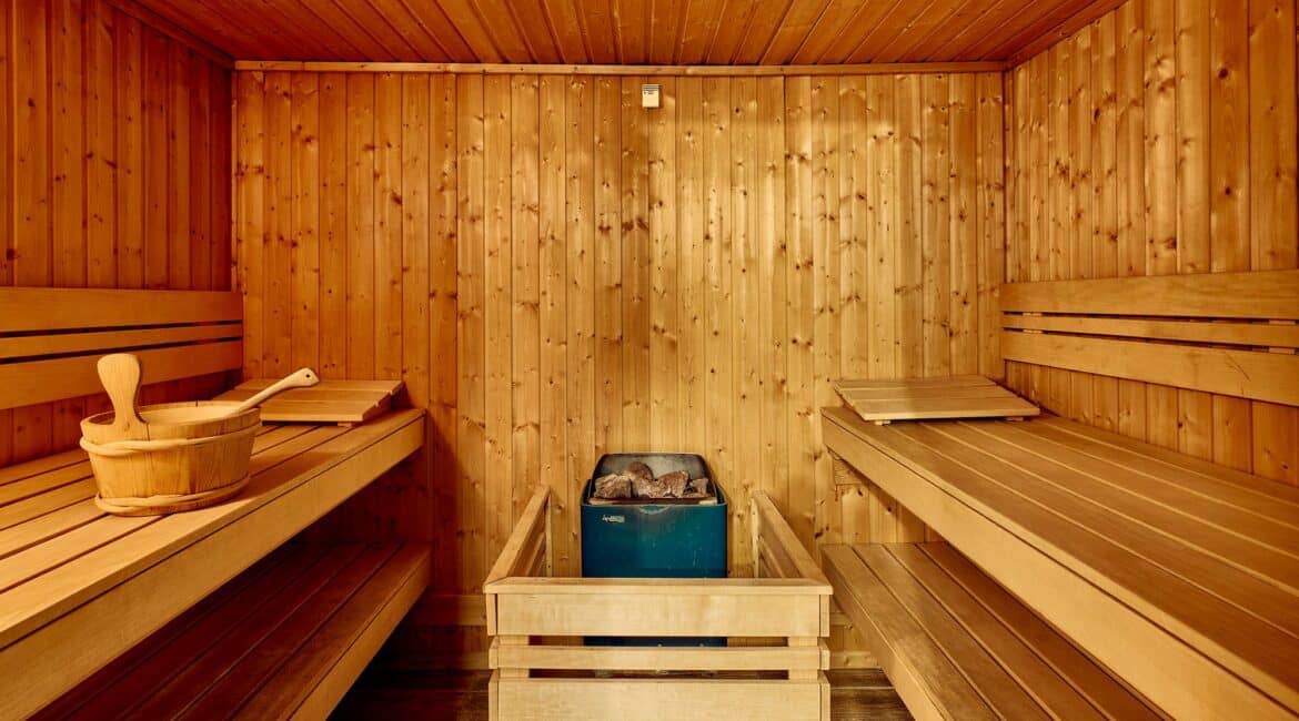 Paralos Kosta Alimia Crete sauna