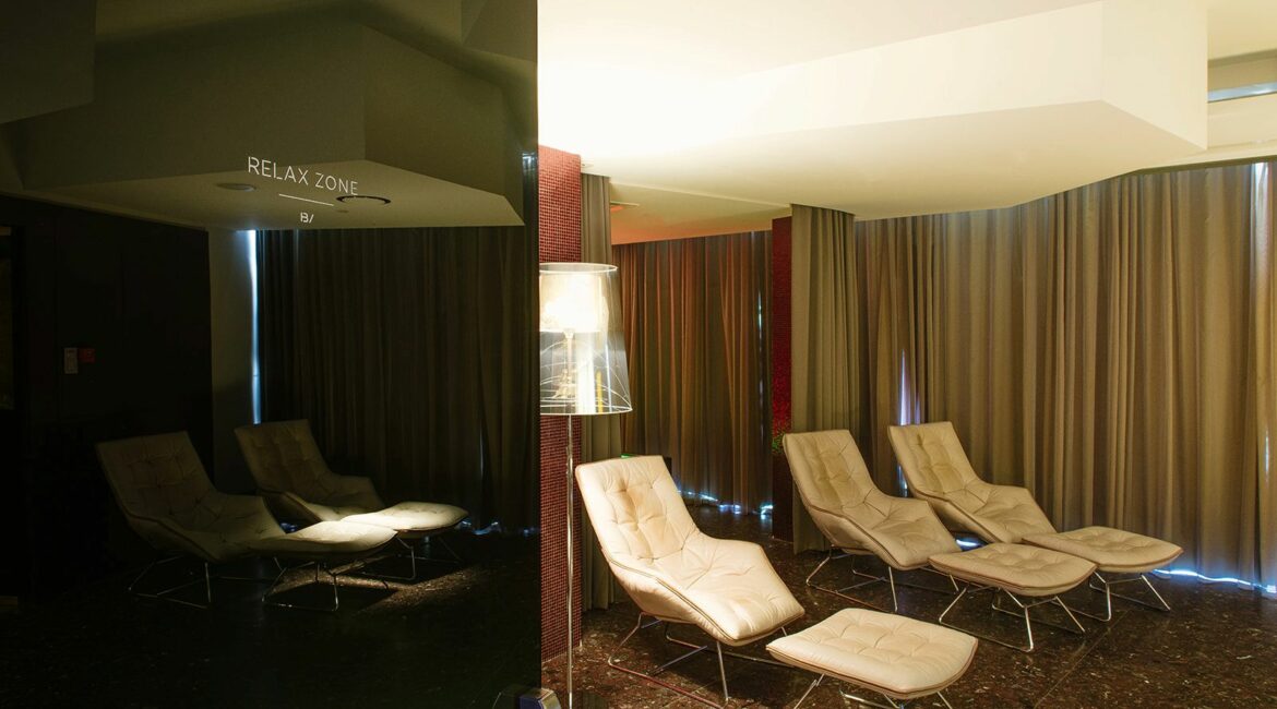 Bellevue Hotel quiet sitting area in the spa Losinj Croatia