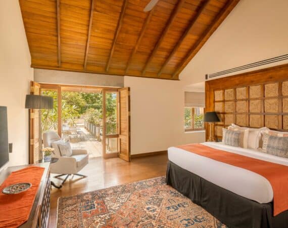 Master Suite bedroom at ISHQ Boutique Hotel Colombo, Sri Lanka – a refined blend of spacious comfort and contemporary design in the heart of the city.