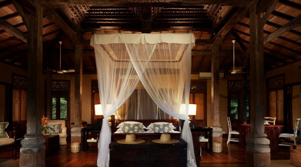 Kahanda Kanda Plantation Honeymoon Villa Dubu romantic bedroom