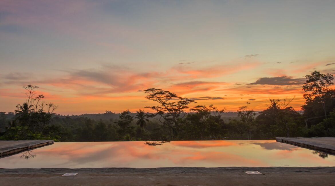Kahanda Kanda Plantation Pool Villa Hibiscus stunning sunset