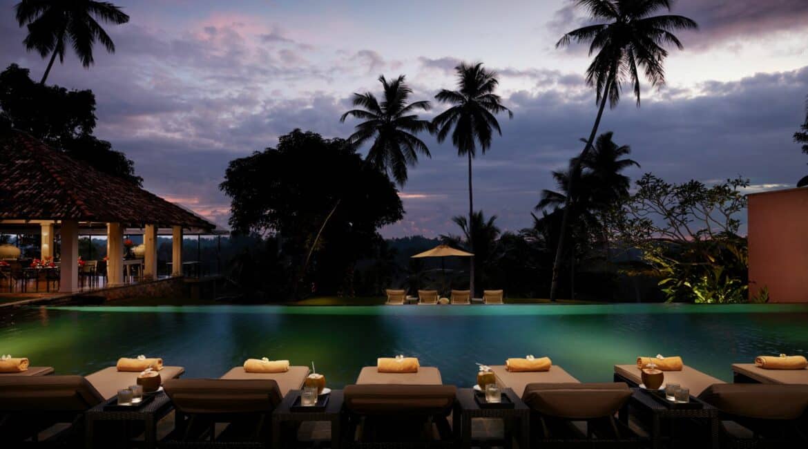 Kahanda Kanda stunning swimming pool and day beds at dusk