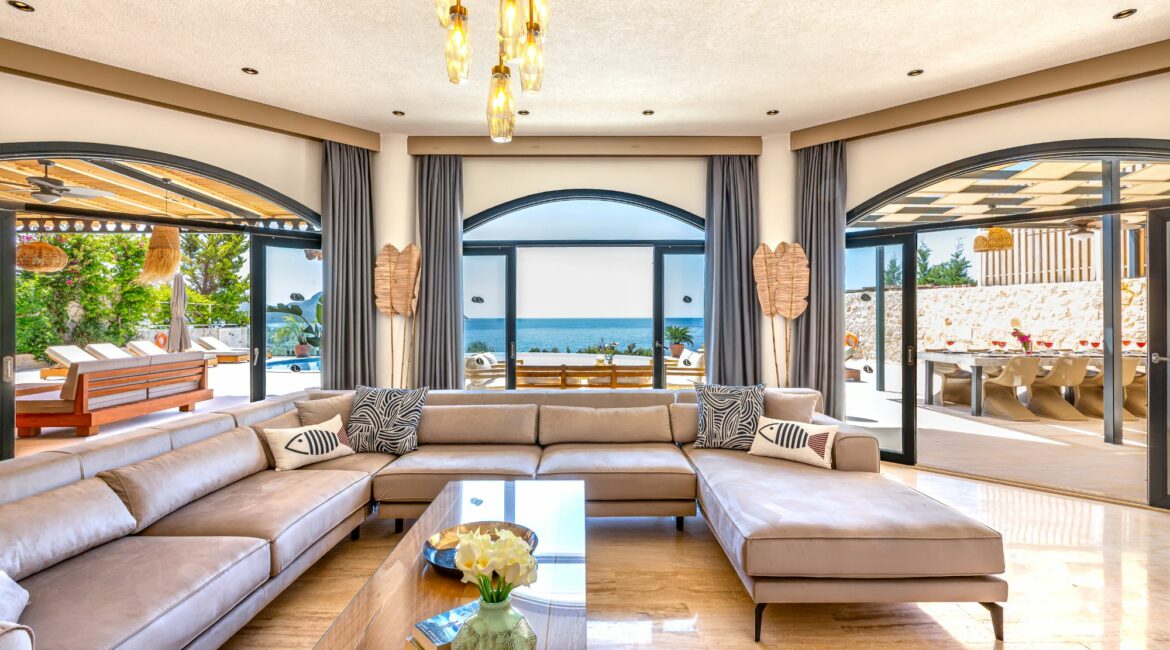 Villa Guney Exclusive 5 bedroom villa Kalamar Bay Kalkan gorgeous views to sea from the sitting room and across the pool terrace