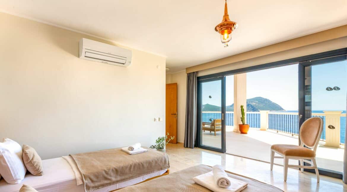 Villa Guney Exclusive 5 bedroom villa Kalamar Bay Kalkan twin bedroom sea views