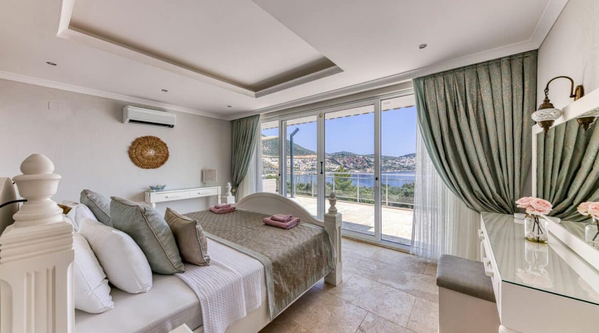 Villa Oasis Kalkan Master Bedroom