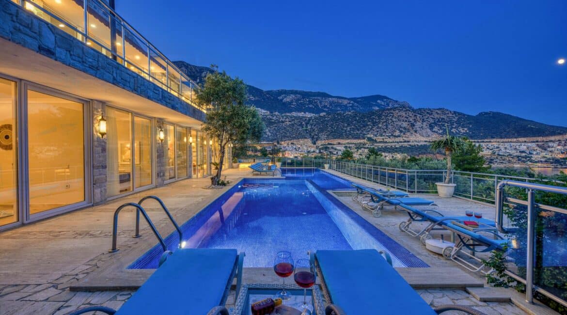 Villa Oasis Kalkan enormous outside space for large groups travelling together