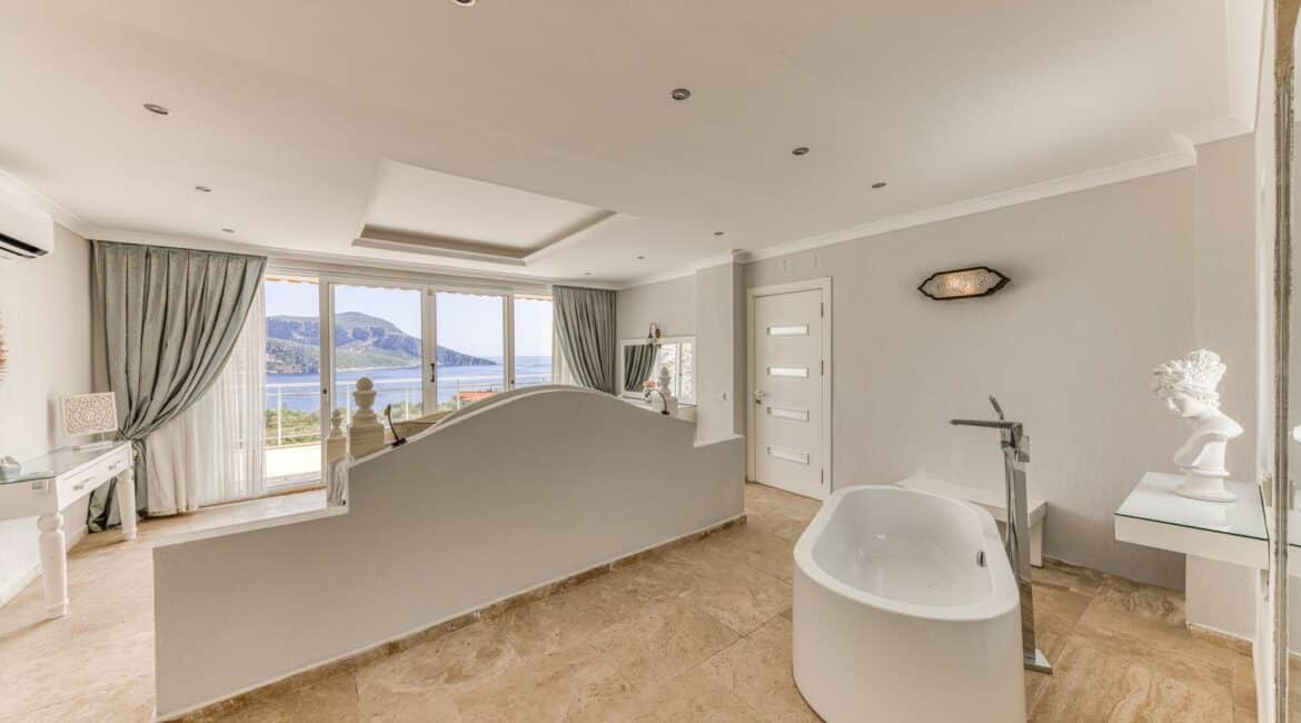 Villa Oasis Kalkan master bedroom free-standing bath