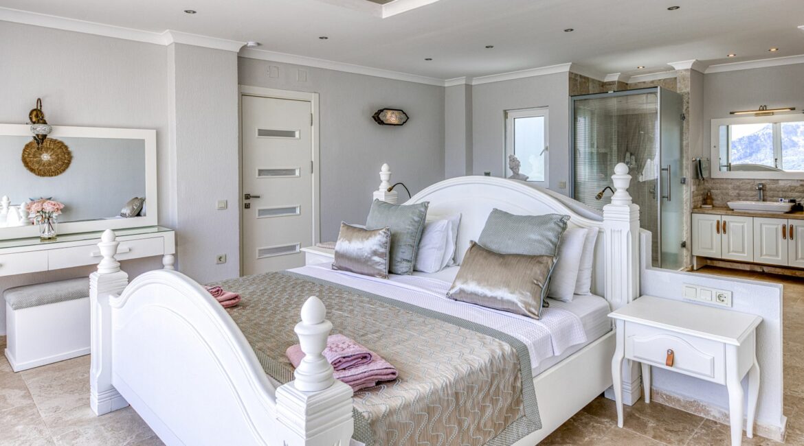 Villa Oasis Kalkan spacious master bedroom with en suite