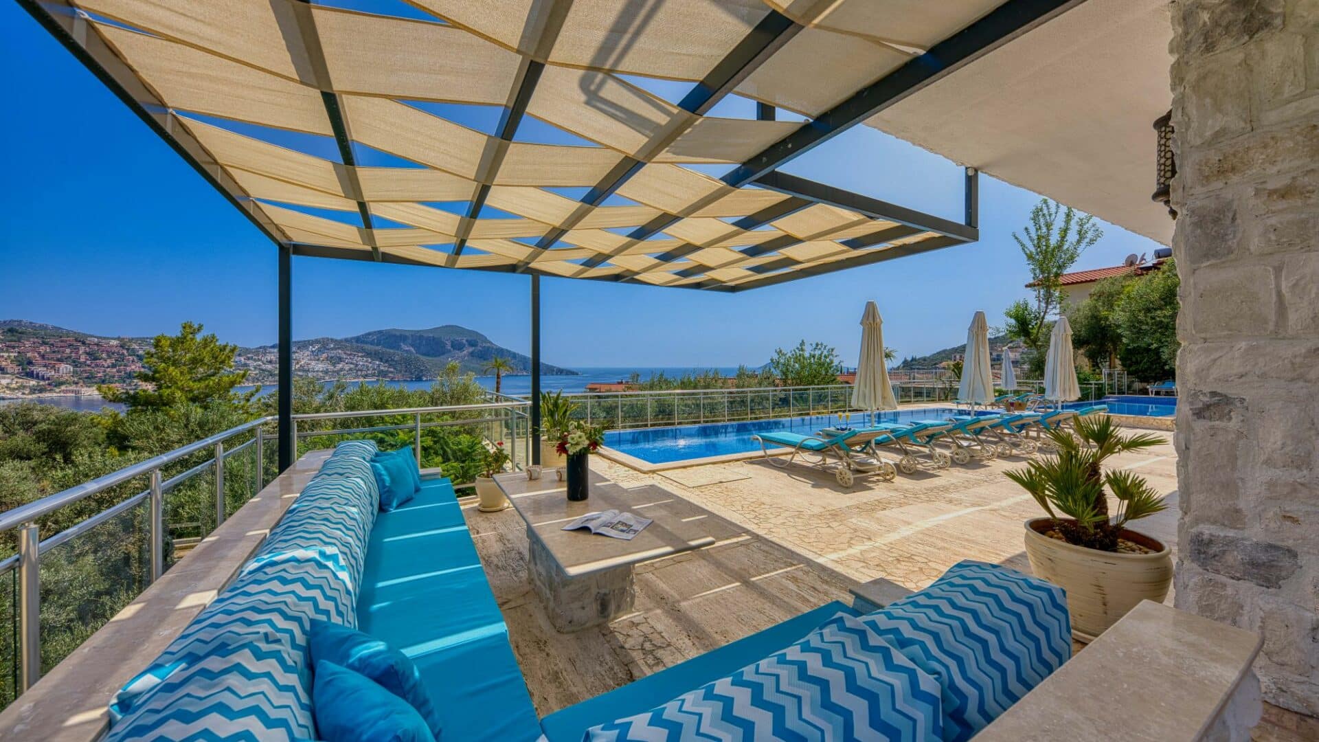 Villa Oasis Kalkan stunning sitting area ideal for sun downers or lunchtime drinks on the terrace