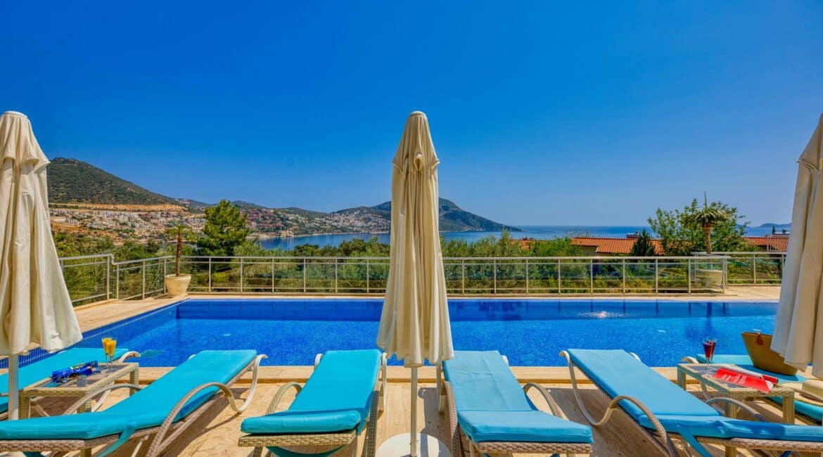 Villa Oasis Kalkan swimming pool and manicured surrounds with glorious views over the bay