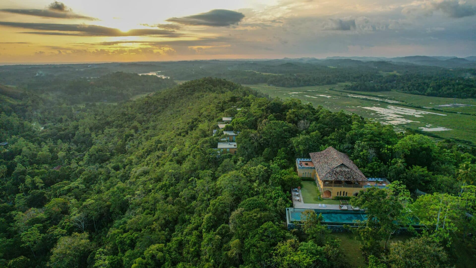 Malbar Hill Sri Lanka glorious awe inspiring scenery of the jungle surrounds