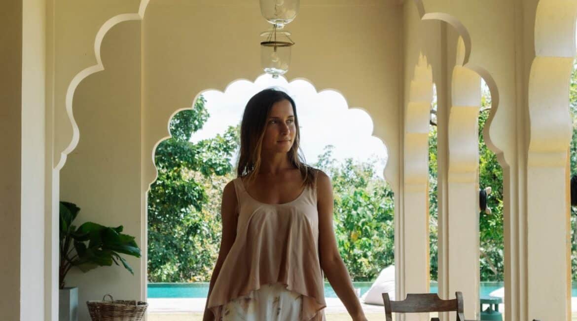 Malbar Hill Sri Lanka strolling through the property relaxed and elegant