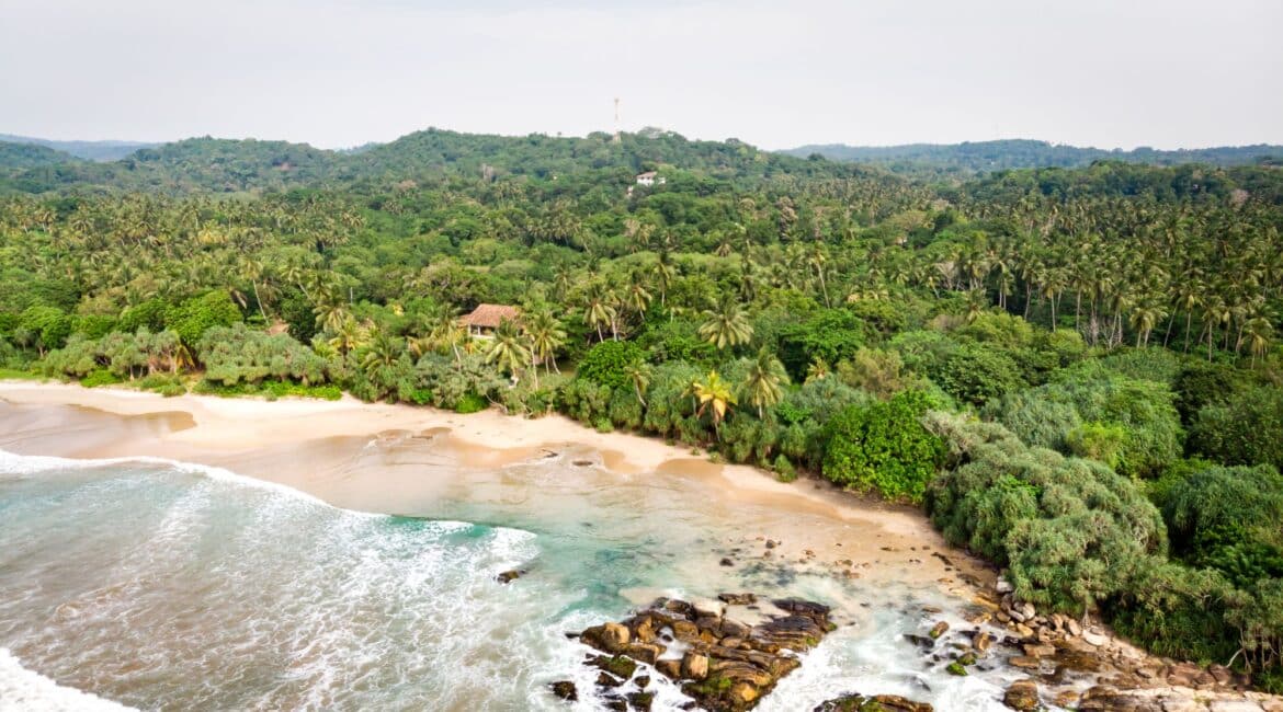The Last House Tangalle, Sri Lanka – elegant exterior with direct access to the golden sands of Mawella Beach.