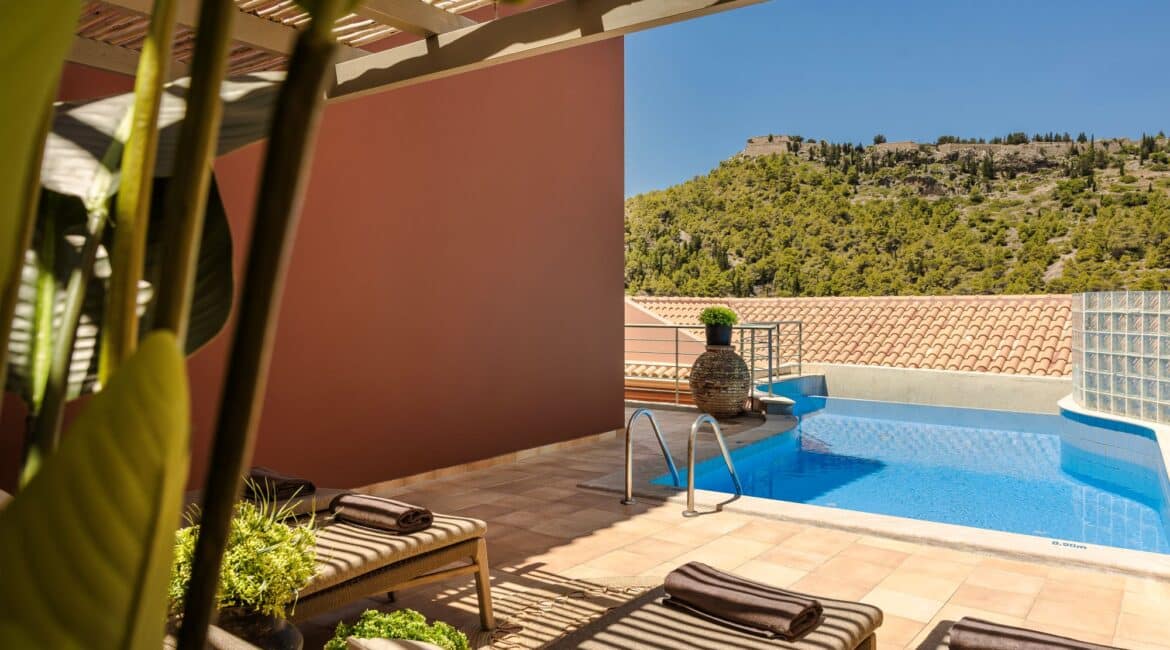 Swimming pool and hillside views Villa Nikolis, Braunis Horio, Assos, Kefalonia.