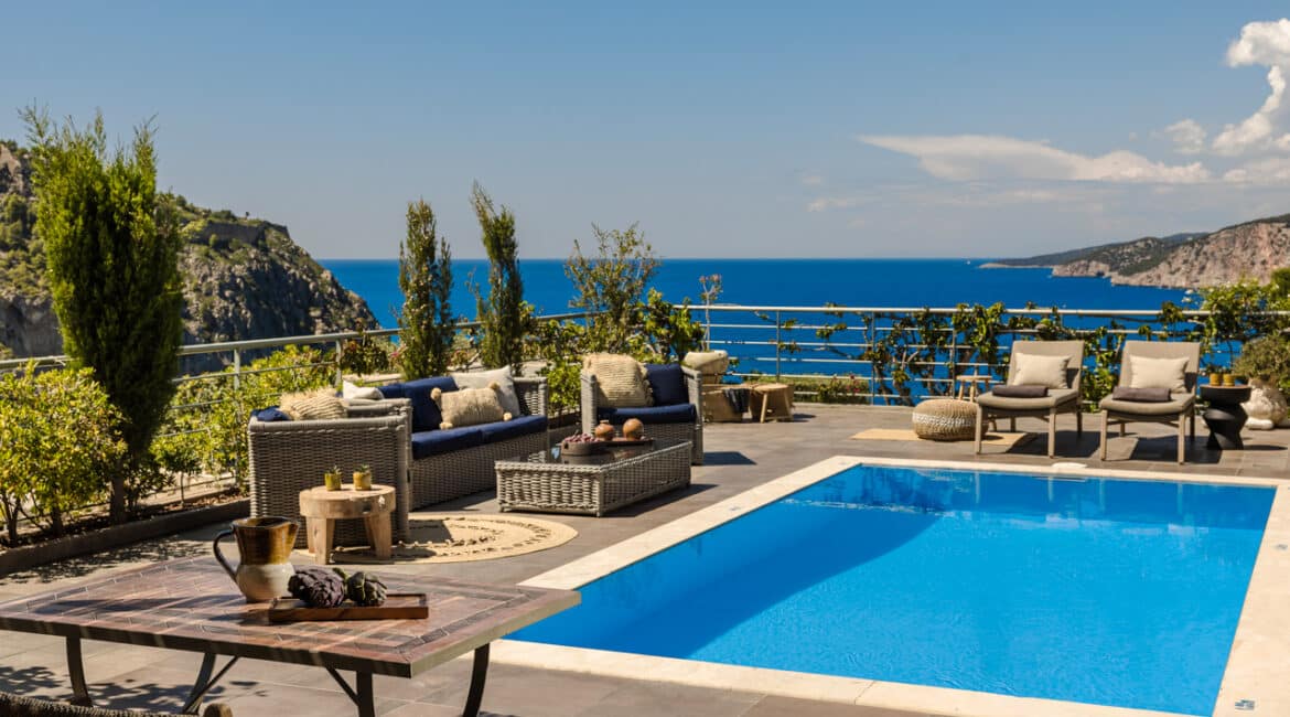 Villa Glaroni swimming pool overlooking the Ionian Sea Braunis Horio Kefalonia