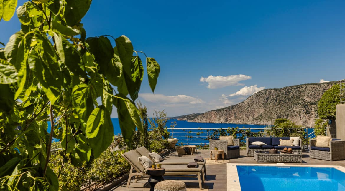 Villa Glaroni outdoor area with foilage designed for bay dreaming Braunis Horio Kefalonia