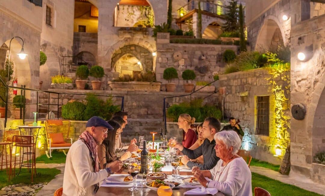 Taskoanklar dining in the gardens in Uchisar Cappadocia