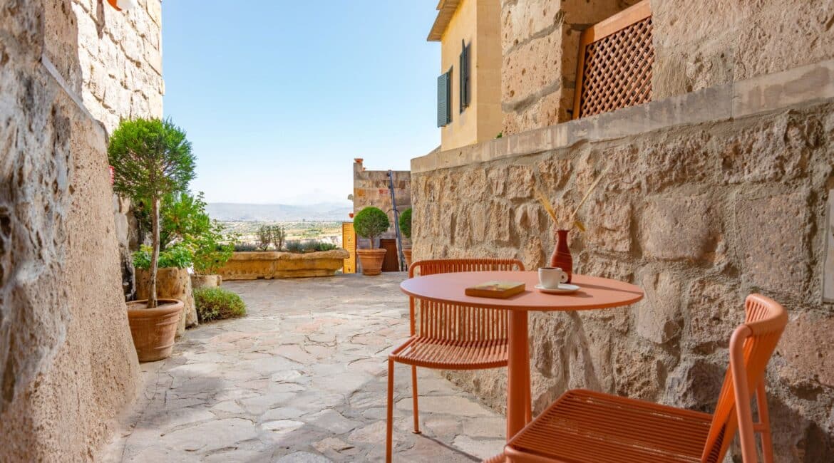 Taskonaklar Hotel quiet corners with Pigeon Valley in Cappadocia