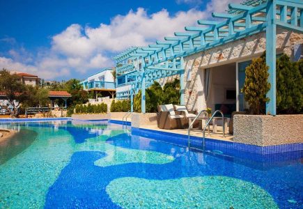Asfiya Sea View Hotel Kalkan Swim Up room 405 terrace and swimming pool