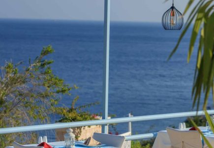 Asfiya Sea View Hotel glorious alfresco living